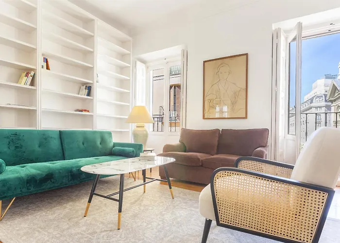 Apartamento Paseo Del Prado II En Madrid